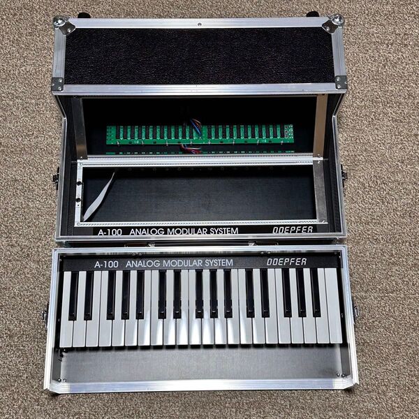 Doepfer A-100 PBK キーボード付きユーロラックケース