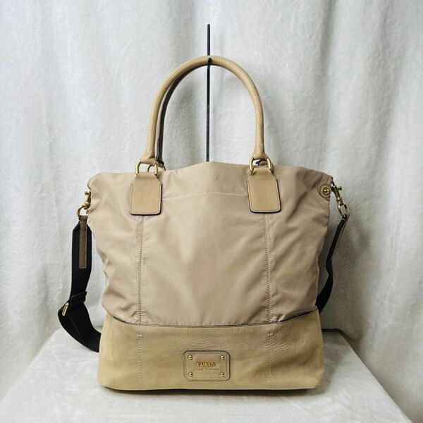 FURLA フルラ トートバッグ ショルダーバッグ 2WAY A4収納可 大容量