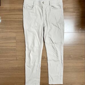 レディース ベージュパンツ