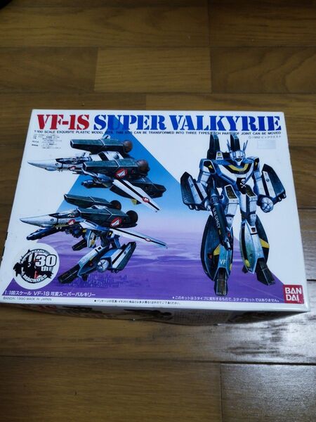 BANDAI 1/100 VF-1S バルキリー プラモデル 訳あり品(塗装済み)