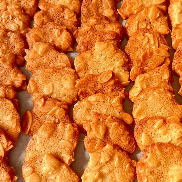 バター香るサクサクアーモンドチュイール 40個 大容量 手作りクッキー 手作りお菓子 よつ葉バター 焼菓子