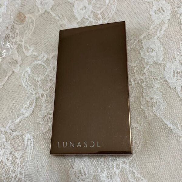 【新品未使用】ルナソル LUNASOL リップ パレット 口紅 EX01