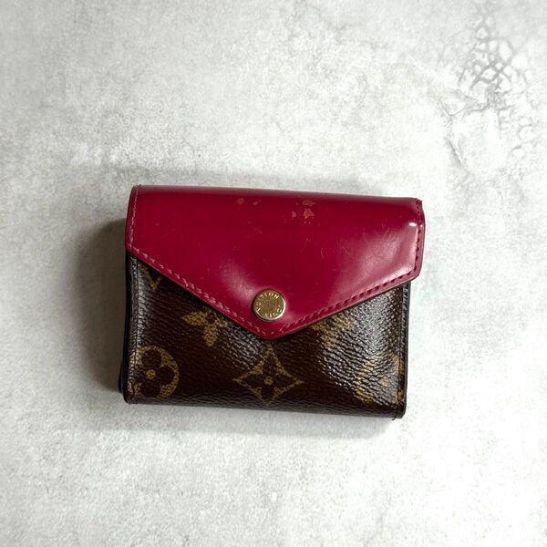 LOUIS VUITTON ルイヴィトン / ポルトフォイユゾエ ミニウォレット 三つ折り財布 レザー モノグラム フューシャ