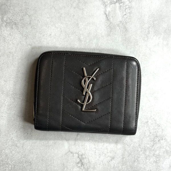 YSL サンローラン / カッサンドルコンパクトウォレット 二つ折り財布 ジップアラウンド レザー グレー シルバー 437470