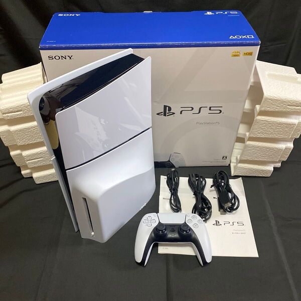 PS5 CFI-2000A01 新型スリム