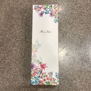 dior ミニボトル
