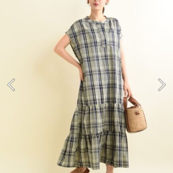 美品 ロングワンピース マキシワンピース チェック ティアードロングワンピース 半袖
