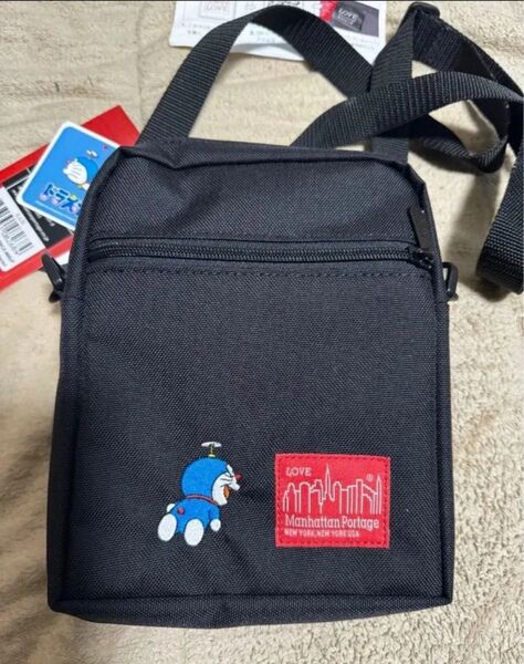 【美品】マンハッタンポーテージ ドラえもん コラボ ショルダーバッグ