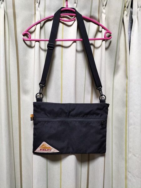 KELTY ケルティ サコッシュ ショルダーバッグ 黒 ブラック ナイロン 夏フェス ライブ