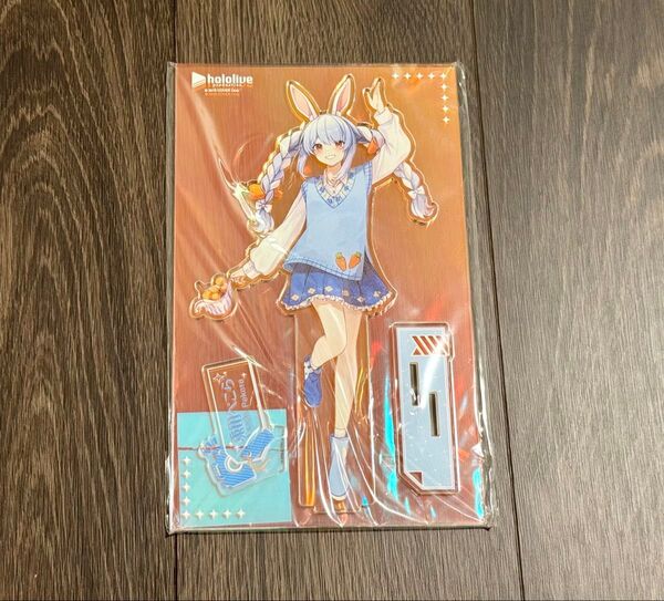 ホロライブ 兎田ぺこら 台湾 FANFANScafe アクリルスタンド