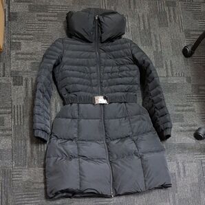 【中古ブランド洋服】MONCLER モンクレール DURACE GIUBBOTTO レディースダウンコート 2サイズ ハンガリー製