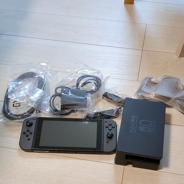 2020年製 Nintendo Switch バッテリー強化 グレー ニンテンドースイッチ