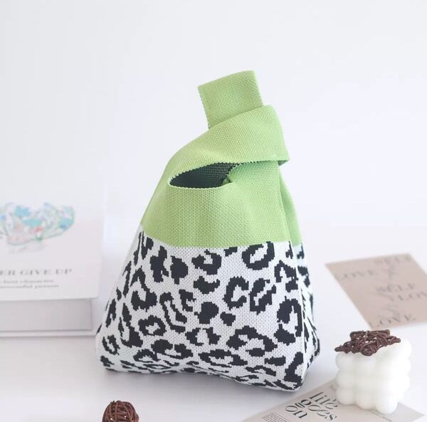 新品 ニット トートバッグ 花ヒョウ柄 ランチバッグ ニットバッグ ミニ サブ エコバッグ 可愛い 可愛い ブラック お洒落