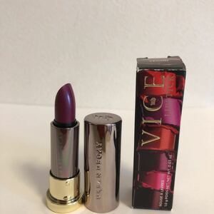 URBAN DECAY アーバンディケイ　LIP STICK VENOM