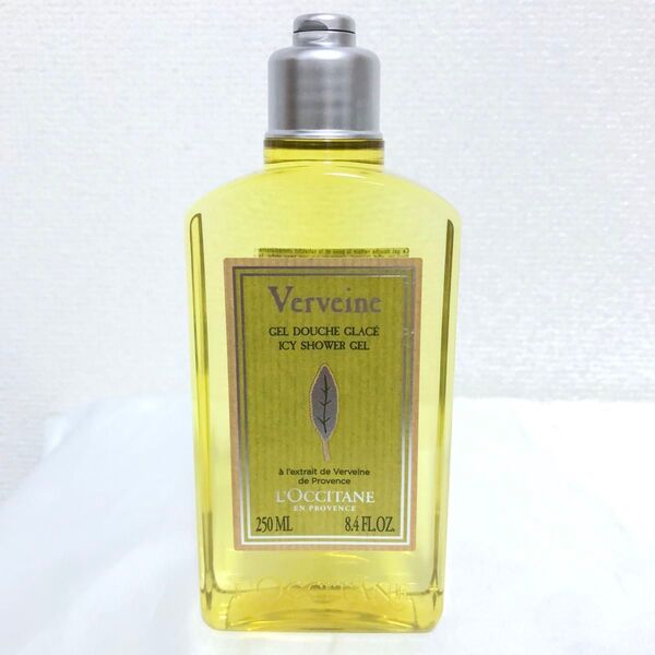 新品 ロクシタン ヴァーベナ アイシーシャワージェル a ボディ用洗浄料 250ml