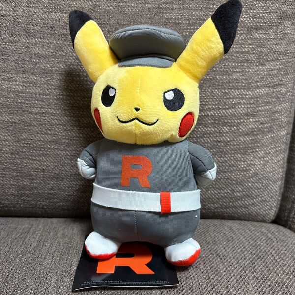 ポケモンセンターオリジナル ぬいぐるみ 団員ごっこピカチュウ (ロケット団)