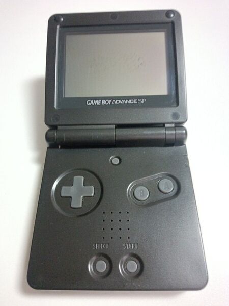 ゲームボーイアドバンスSP オニキスブラック 中古品 不具合なし 使用感あり 本体のみ 起動確認済み 画面にブツブツ汚れあり