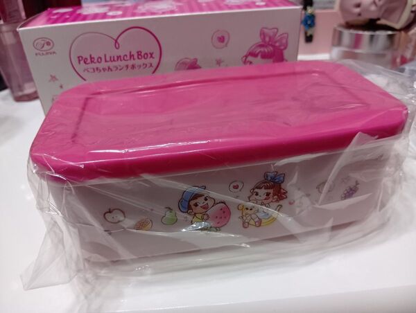 不二家Pecoちゃん ペコファミリークラブ ペコちゃんランチボックスポコちゃん 新品未使用 ピンク