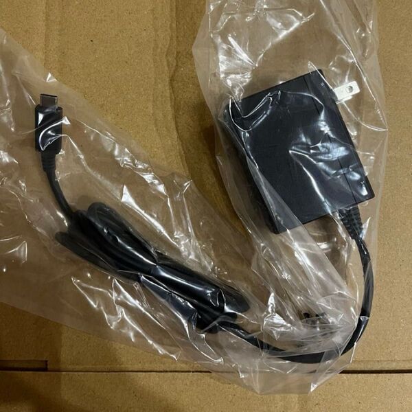 【新品】 ACアダプター 任天堂 純正品 ニンテンドースイッチ Nintendo Switch 電源アダプター 充電器