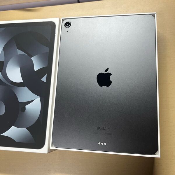 iPad Air5 第5世代 256GB Wi-Fi 画面割れあり TouchID不可 バッテリー最大容量87%