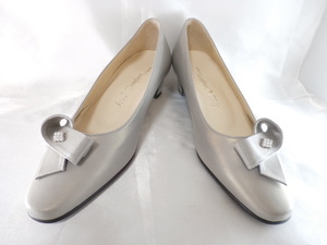 RIZ comfort* original leather pumps *22*EEE* trying on only * search ....22