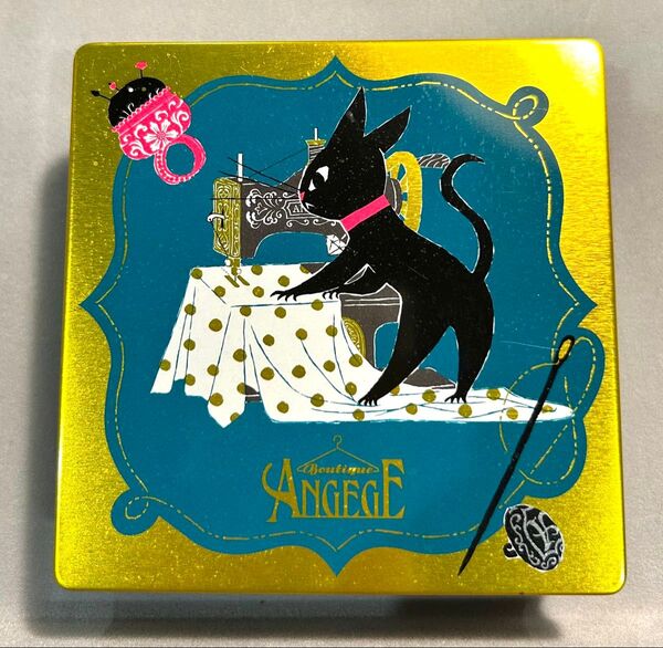 ゴンチャロフ アンジュジュ お菓子 缶 Goncharoff 黒猫 ミシン チョコレート缶 黒ねこ意匠