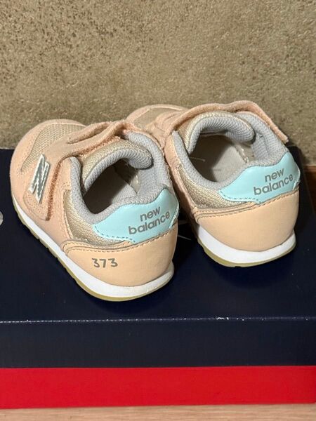 定価5,940円New Balance IZ373ニューバランス ベビーシューズ キッズ スニーカーpinkベルクロ