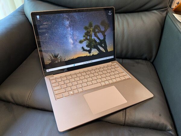 【第12世代Core i5 (10コア)】Surface Laptop 5(R8N-00072)サンドストーン【RAM16GB】