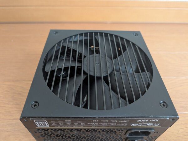 【ジャンク】Fractal Design Ion+ Platinum 860W 電源ユニット