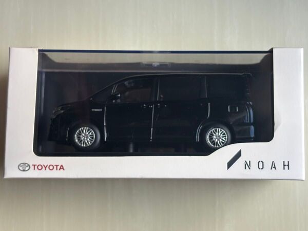 TOYOTA 80系 NOAH カラーサンプル 202ブラック ハイブリッド ミニカー 非売品 ブラック トヨタ ノア