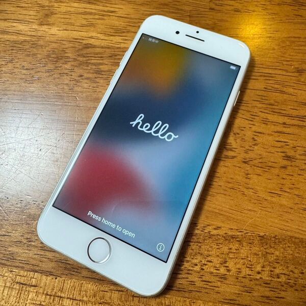 iPhone 7 128GB SIMフリー シルバー Apple アップル iPhone7 スマホ