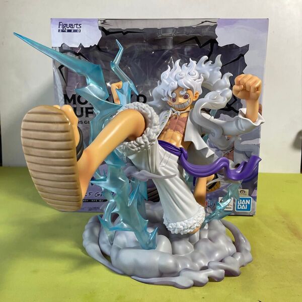 【開封品】フィギュアーツZERO ワンピース ルフィ ニカ ギア5 "巨人" フィギュア