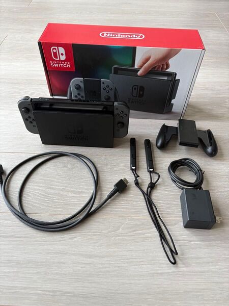 Nintendo Switch 本体 HAC-001(-01)、プロコン、ケースセット