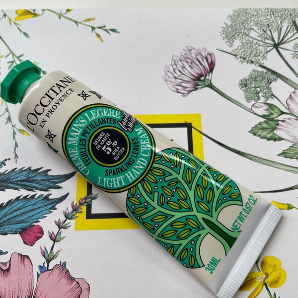 【新品】ロクシタン スパークリングリーフ スノーシア ハンドクリーム 30mL 内蓋アルミシール付き