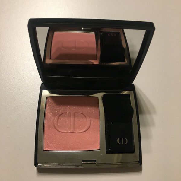 Dior ディオールスキン ルージュ ブラッシュ 212