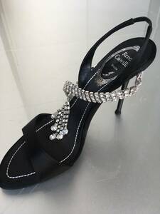  new goods RENE CAOVILLA Rene ka Obi la Italy made dress shoes sandals mules pin heel high heel black *