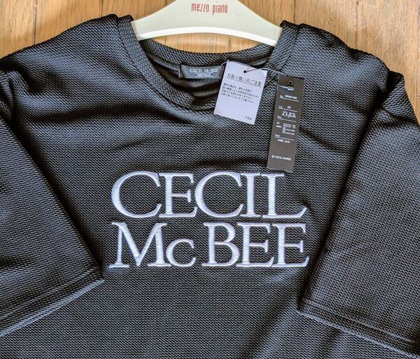 新品未使用 CECIL McBEE 刺繍ロゴ ブラック カットソー Lサイズ 半袖 Tシャツ