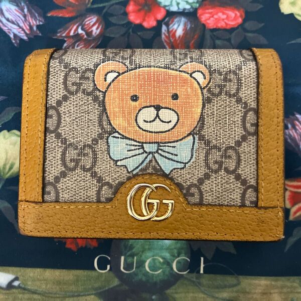 【限定品】GUCCI×EXO KAI 二つ折り財布 GGスプリーム