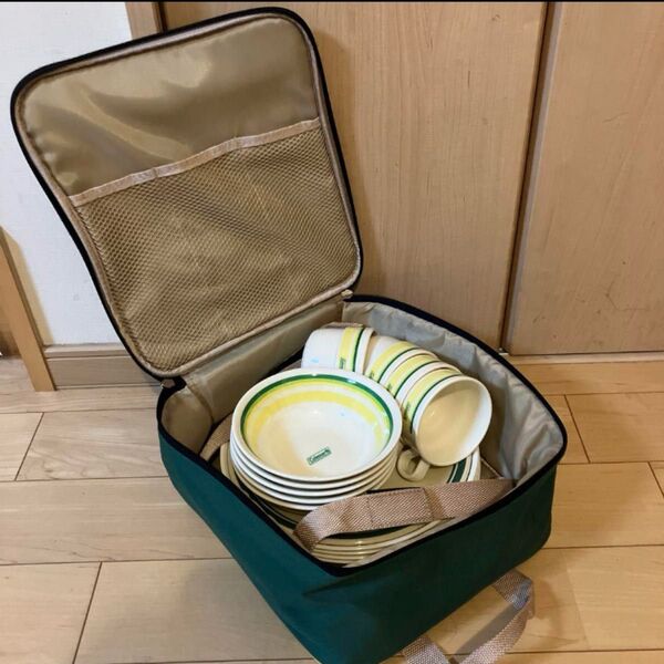 Coleman 食器セット 収納ケース付き アウトドア キャンプ