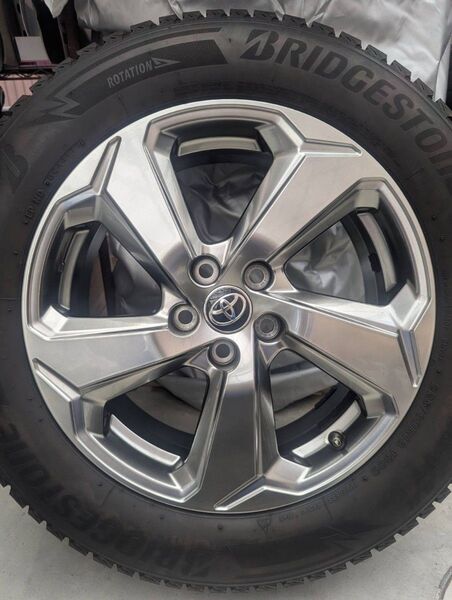 スタッドレスタイヤ RAV4ホイールセット225/60R18 ブリザックDM―V3