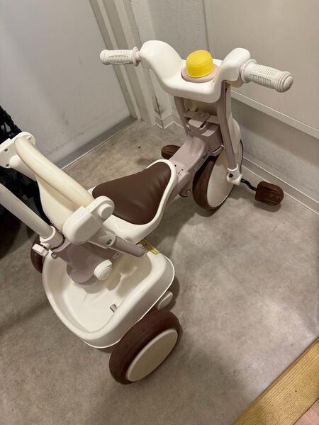iimo イイモ 三輪車