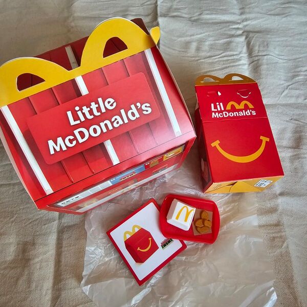 ハッピーセット おもちゃ マクドナルド マック 海外 ナゲット