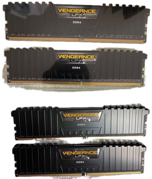 CORSAIR DDR4-3000 8G×4枚 (CMK16GX4M2B3000C15 8G×2枚 + C16 8G×2枚)