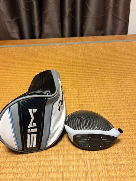 TaylorMade SIM ドライバー 10.5度 (ヘッドのみ)カバー付き