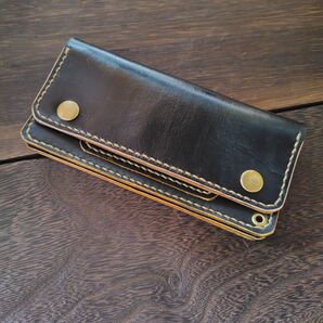 トラッカーウォレット 手染め 黒 3層 (花)