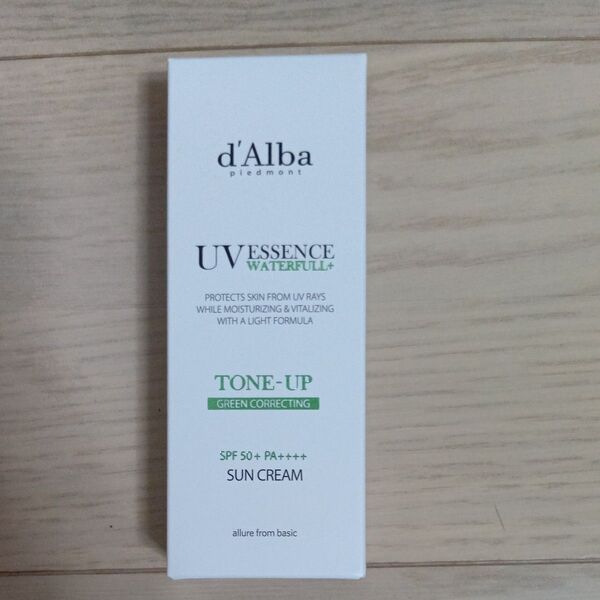 ダルバ d'Alba トーンアップサンクリーム 50ml グリーン 新品未開封