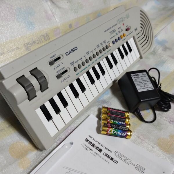 CASIO「GZ-5」MIDIキーボード・純正ACアダプタ付き