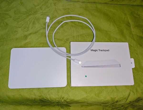 Magic Trackpad ライトニングケーブル MK2D3ZA/A