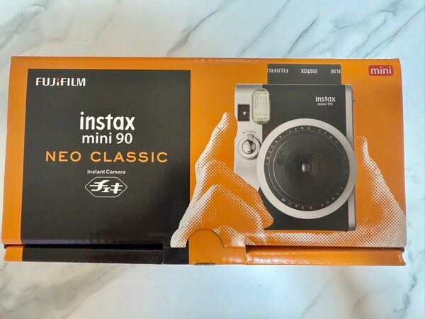 【新品未開封】FUJIFILM INSTAX MINI 90 チェキ ネオクラシックブラック