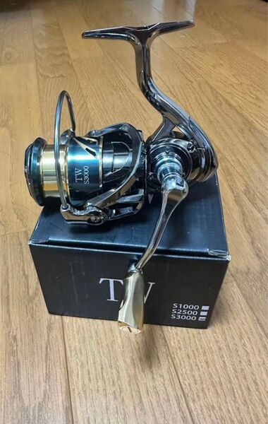 新品未使用 TWS-3000 バス シーバス ソルト サーフ ルアー スピニングリール リール
